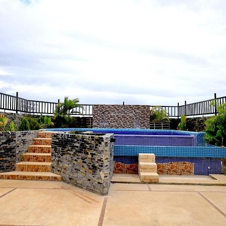 Suites La Roca By R&T Cancún Kültér fotó