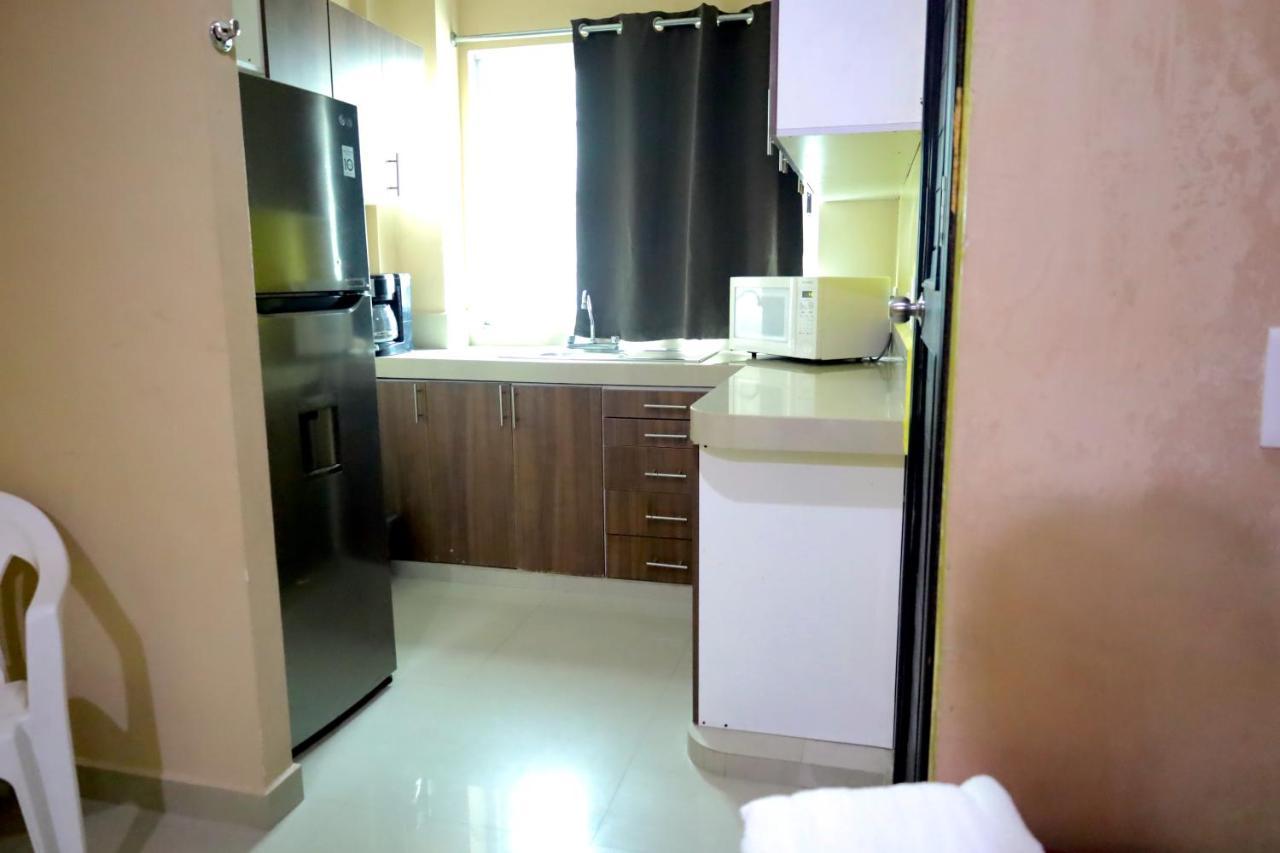 Suites La Roca By R&T Cancún Kültér fotó